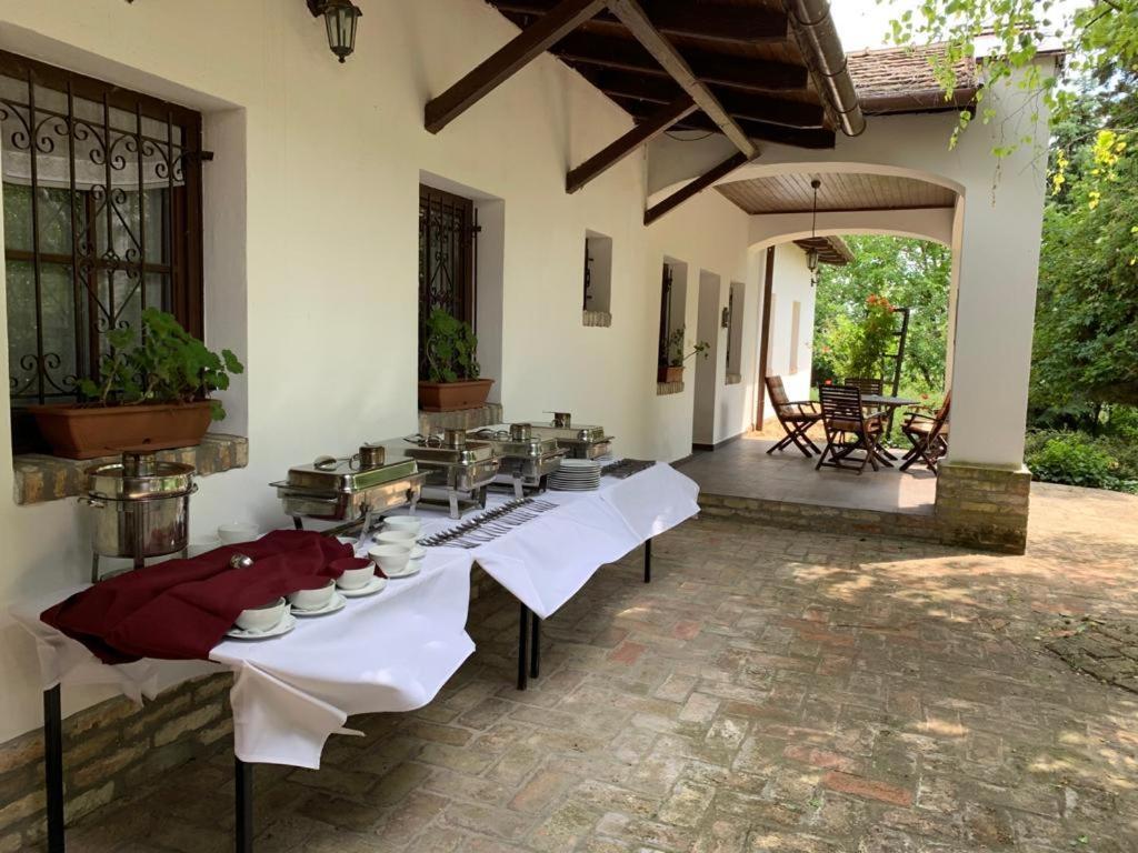 Bivaly Tanya Villa Domaszék Buitenkant foto